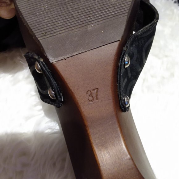 United Colors of Benetton Wooden Kitten Heel Slides Sandals - Picture 2 of 3